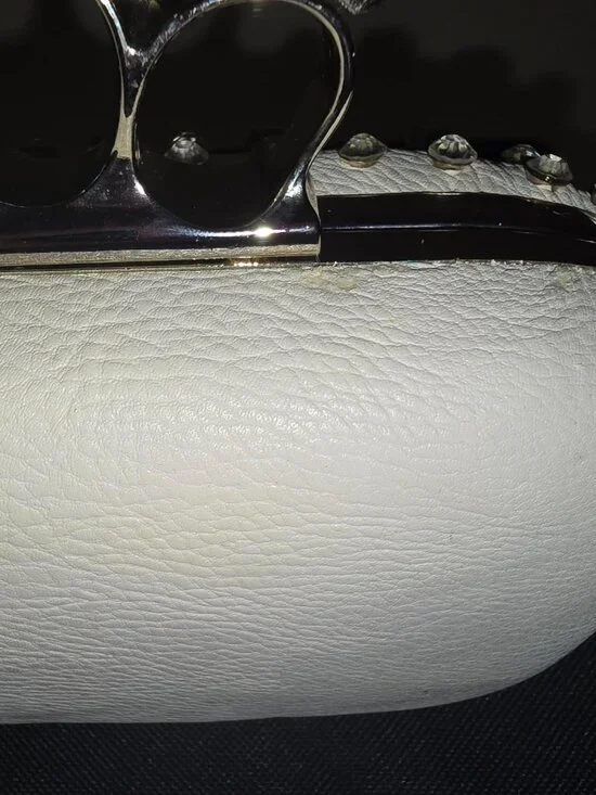 2000s White Skull and rhinestone clutch with four-ring knuckle clasp - Picture 7 of 11